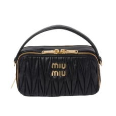 Сумка Matelasse Bandoliera Miu miu