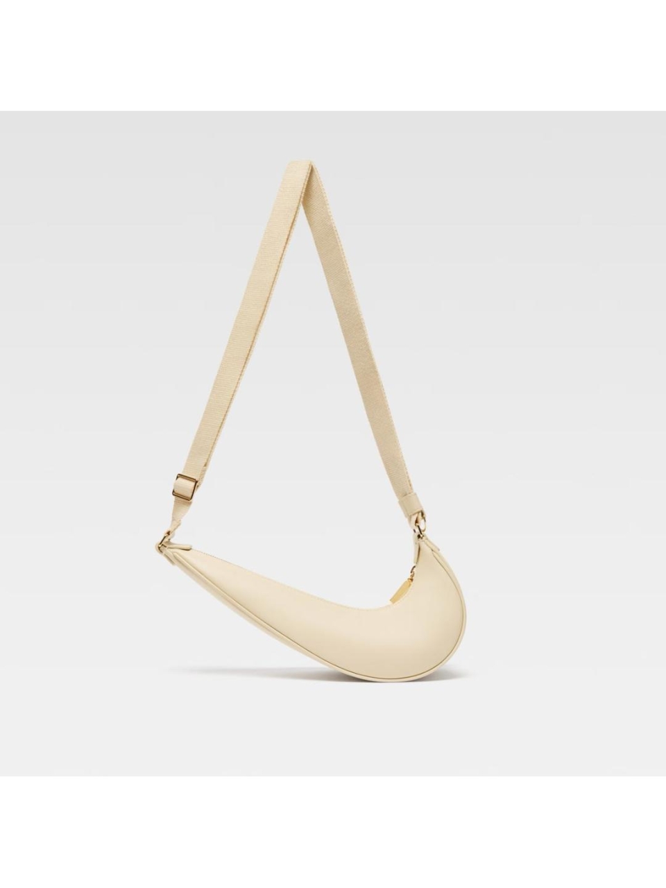 Сумка Le Sac Swoosh Jacquemus x Nike 