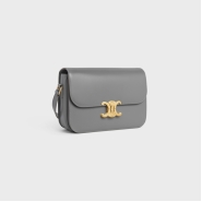 Сумка CLASSIQUE TRIOMPHE из натуральной телячьей кожи Celine