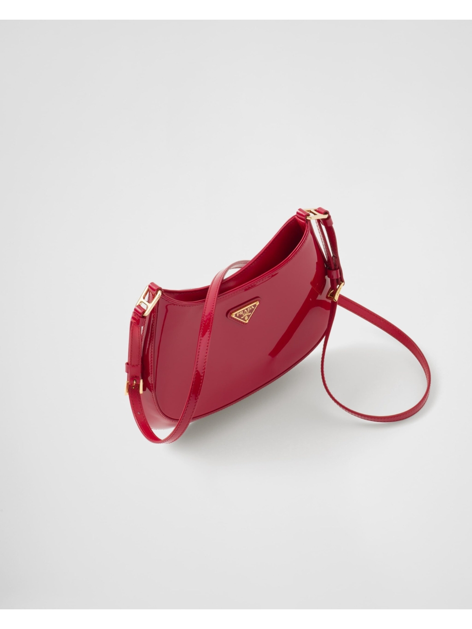 Сумка Prada Cleo из лакированной кожи