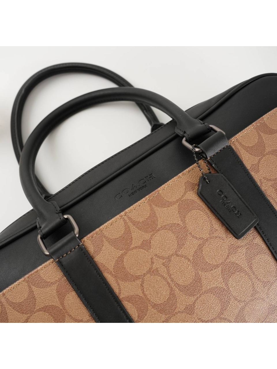 Портфель Coach