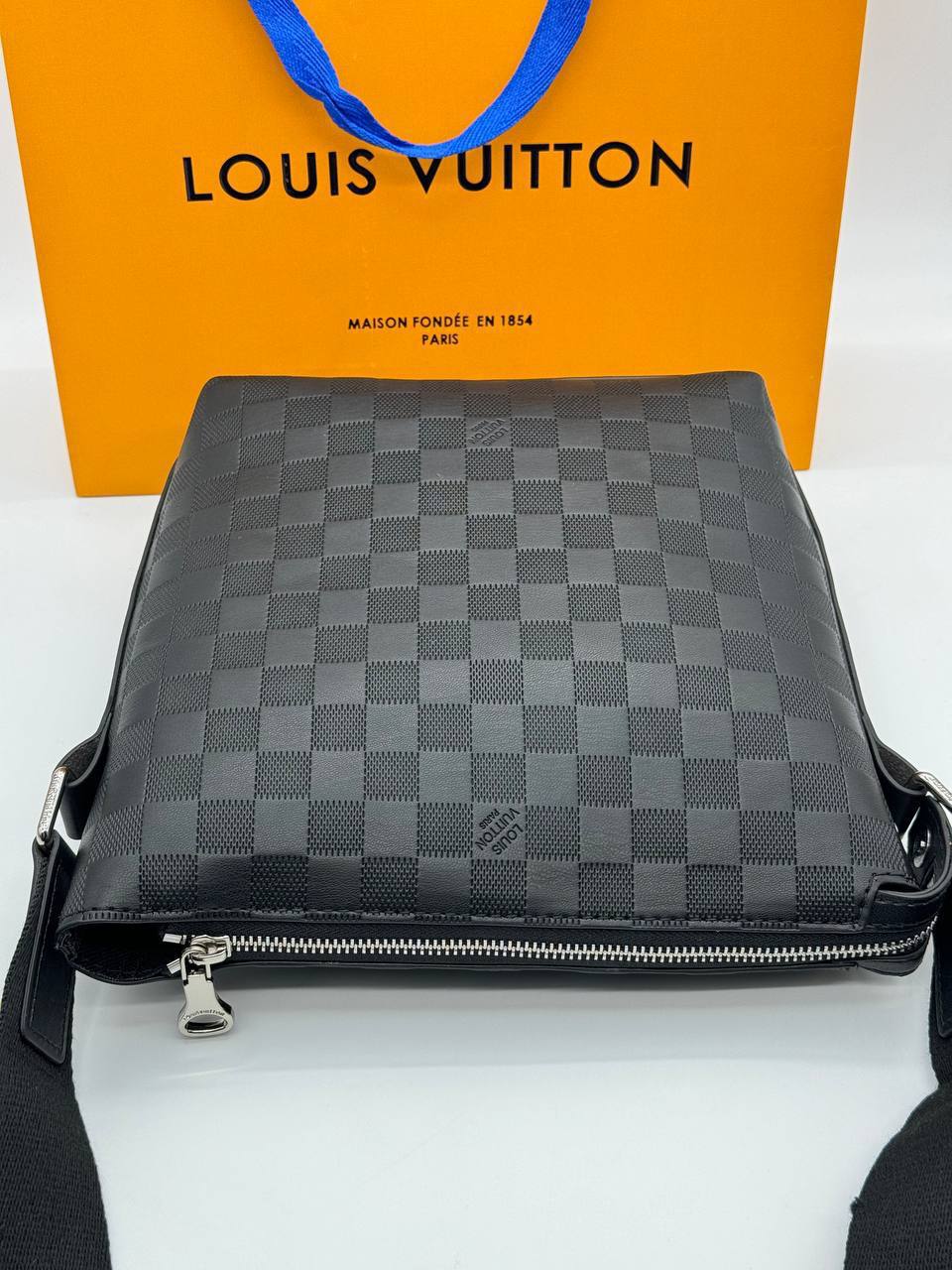 Сумка Louis Vuitton