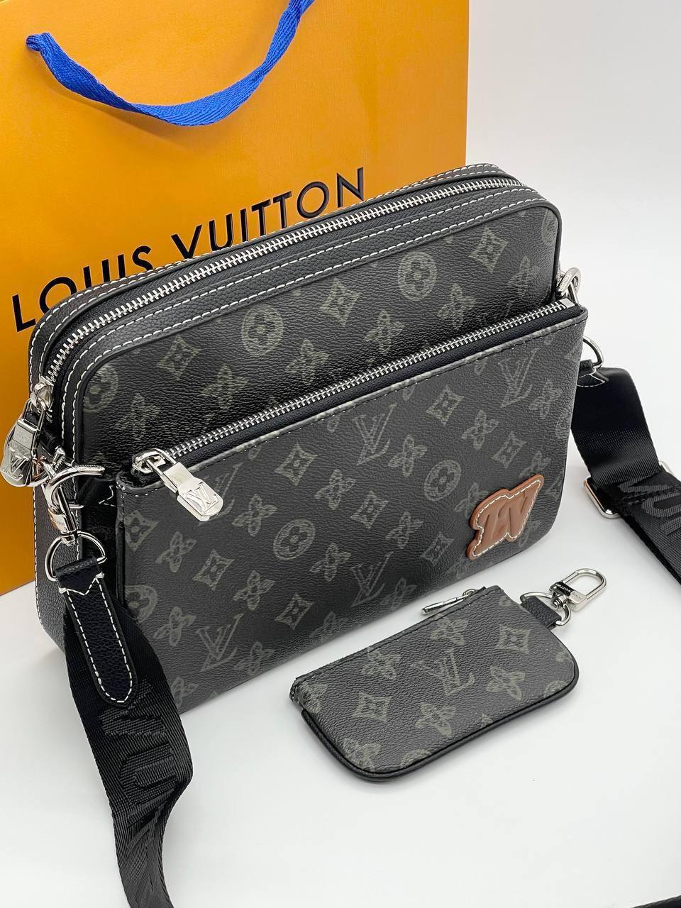 Трио месенджер Louis Vuitton
