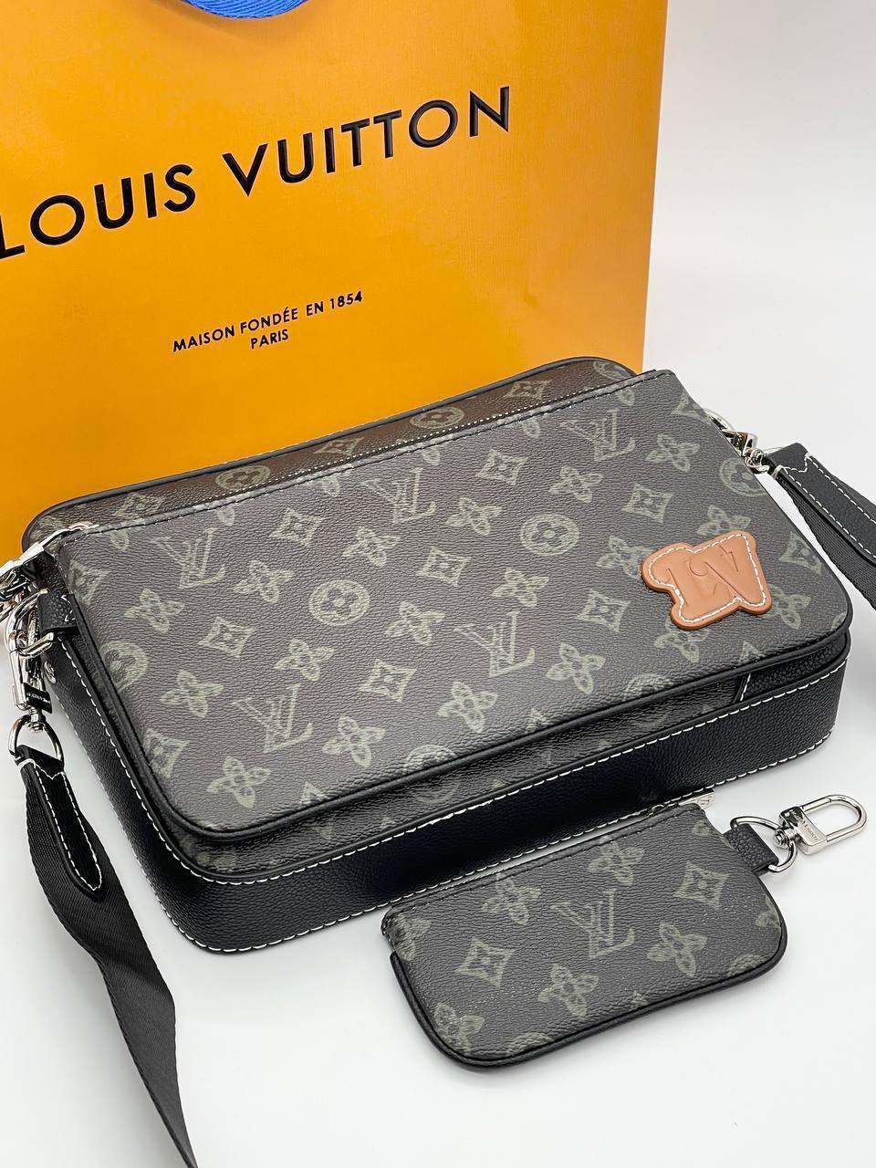 Трио месенджер Louis Vuitton