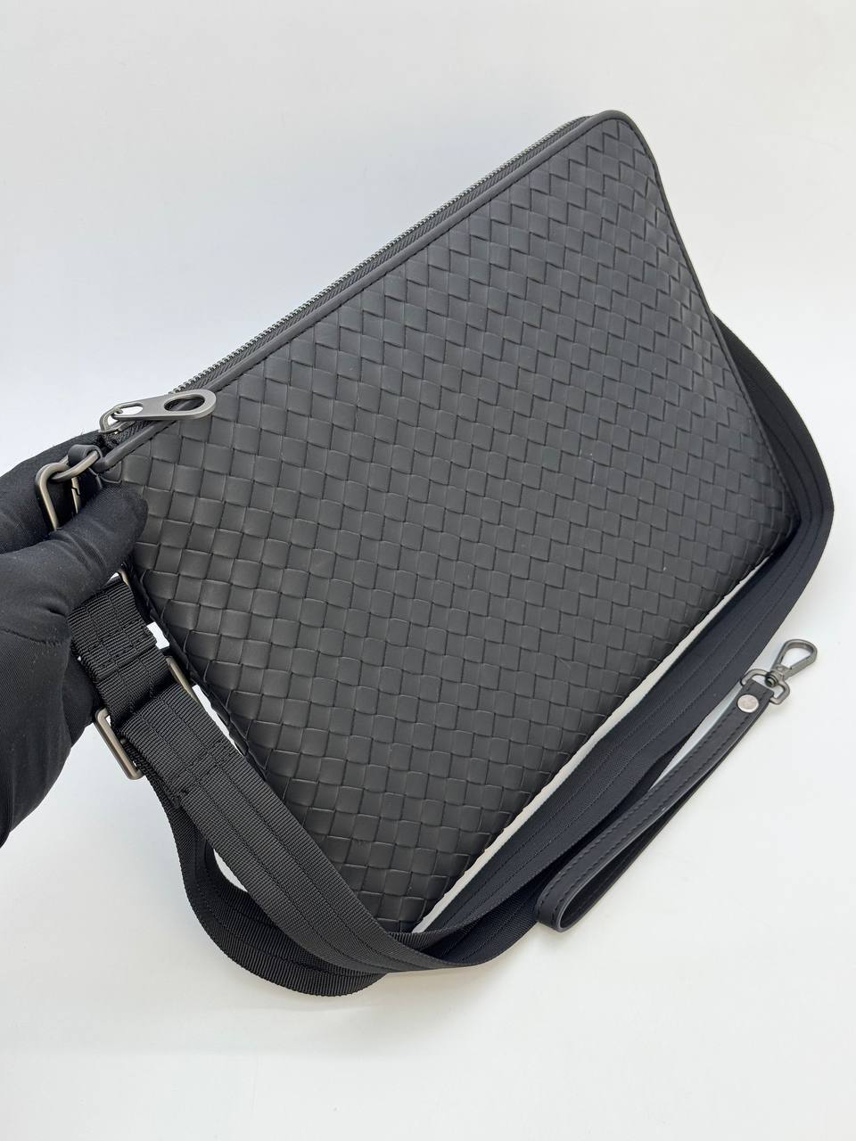 Папка с ремешком Bottega Veneta