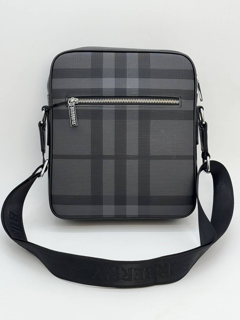 Сумка Burberry
