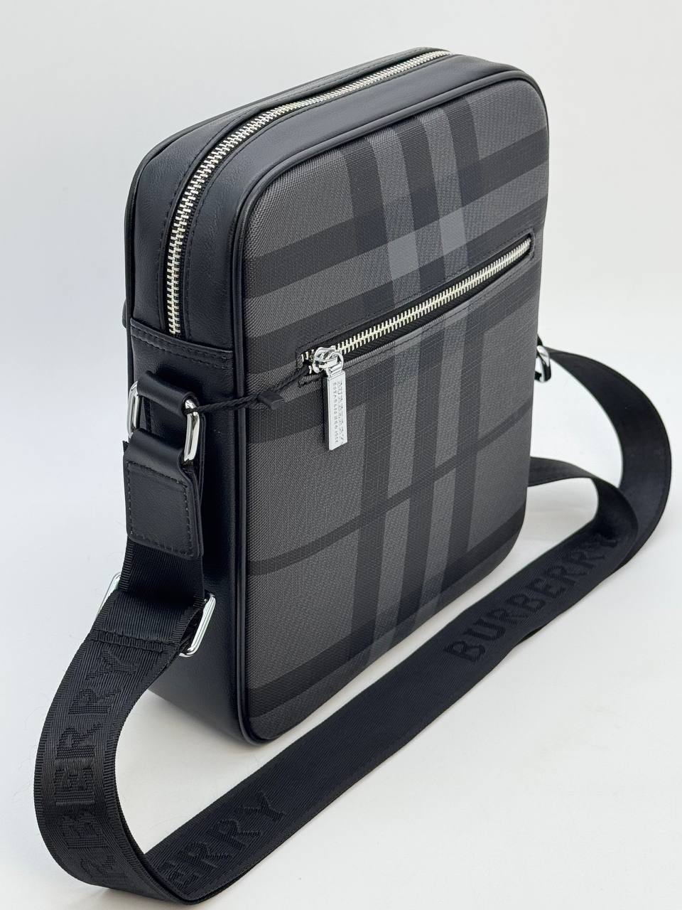 Сумка Burberry