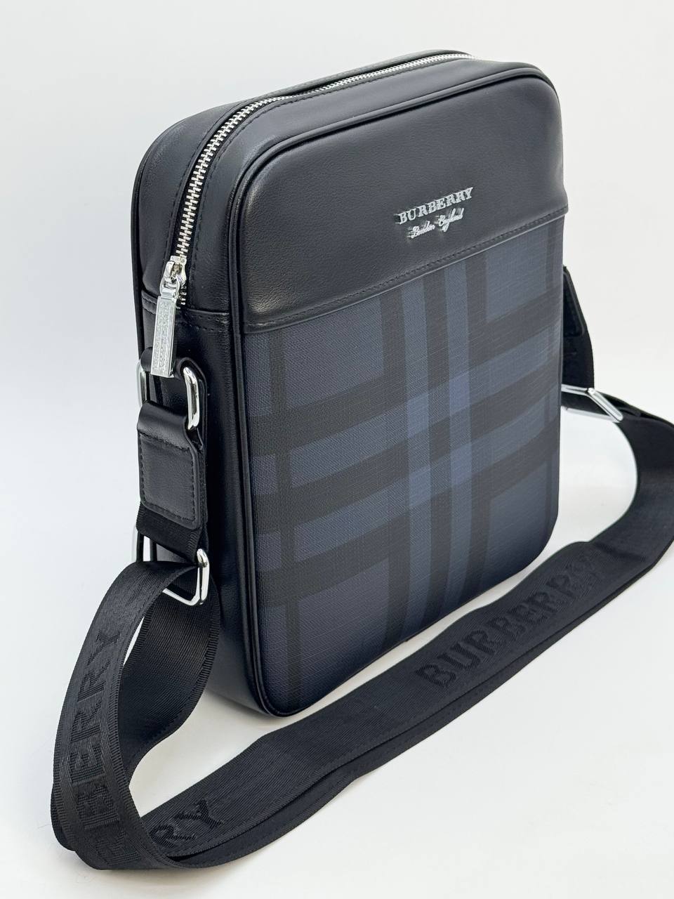 Сумка Burberry