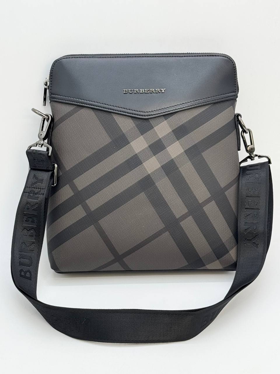 Сумка Burberry