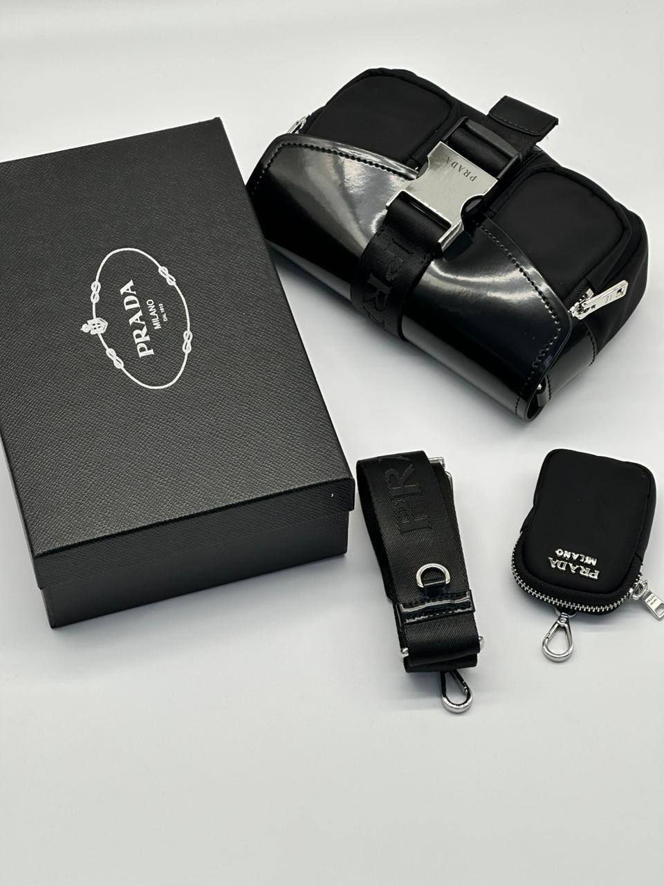 Сумка Prada