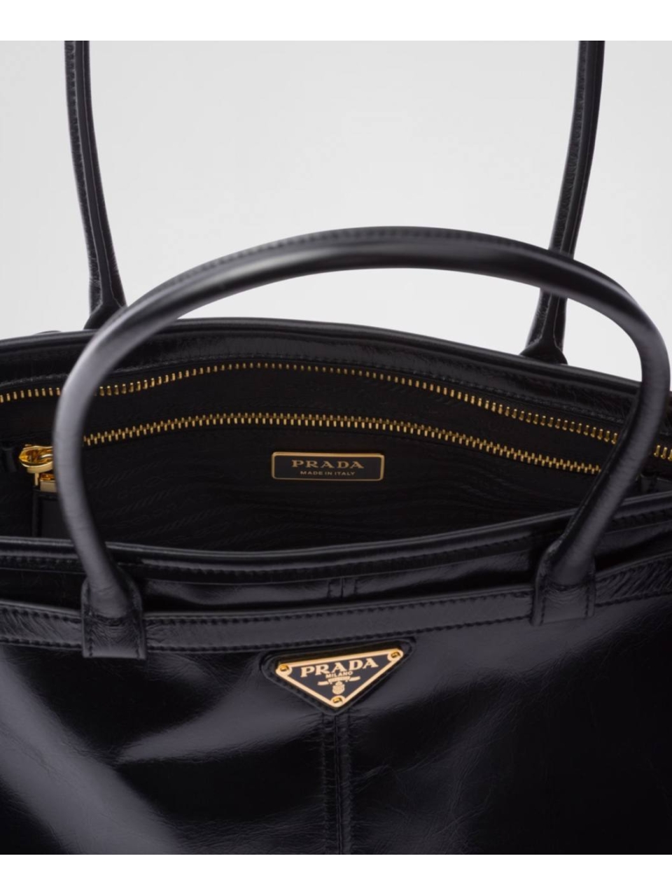 Сумка Prada