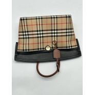 Сумка Burberry