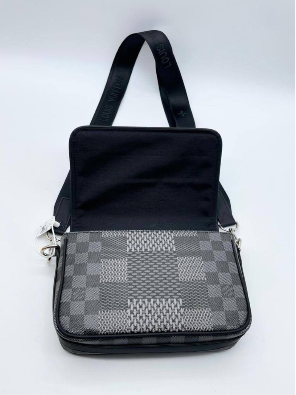 Сумка Louis Vuitton