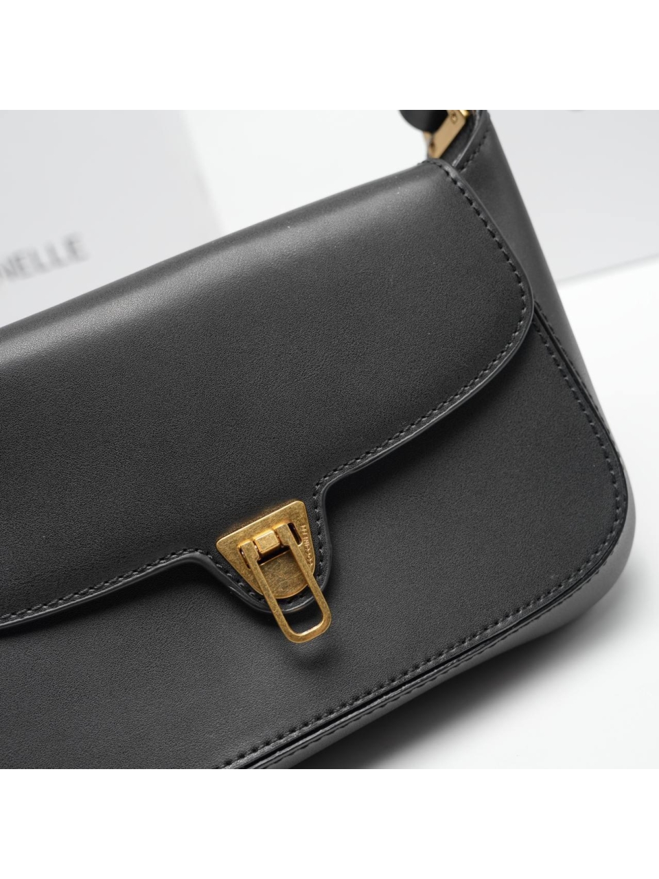 Сумка Coccinelle