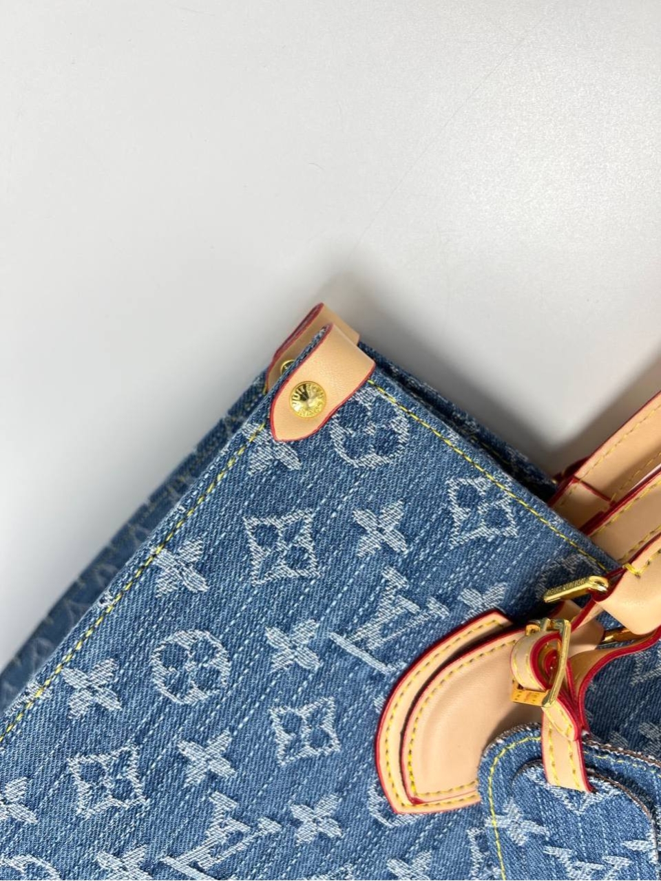 Сумка Louis Vuitton