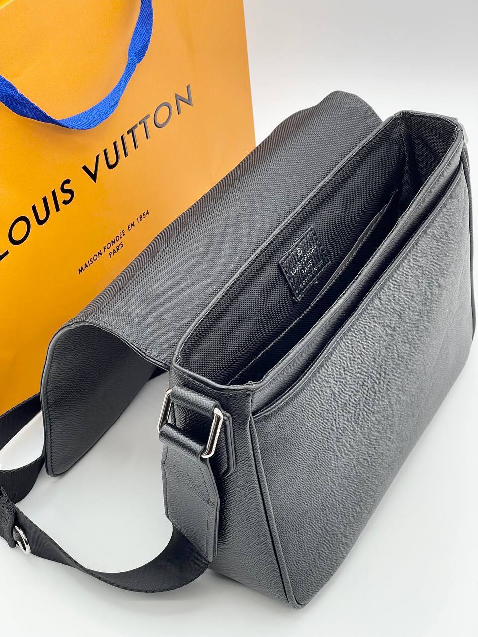 Сумка Louis Vuitton