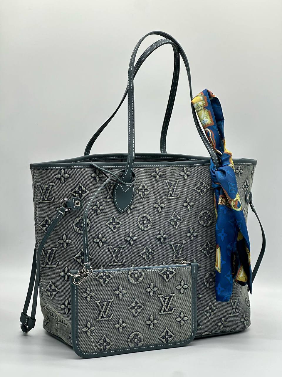 Сумка Louis Vuitton
