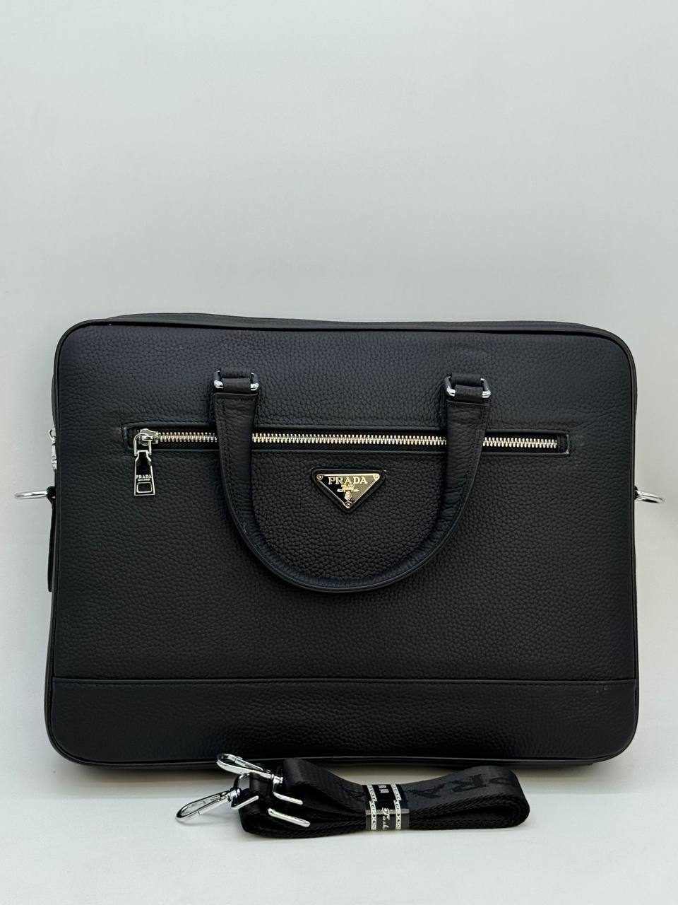 Сумка Prada