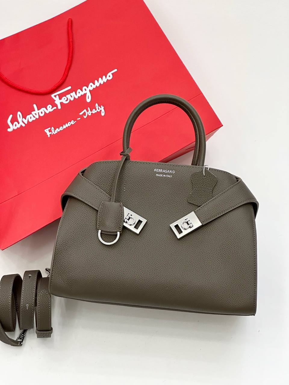 Сумка Ferragamo