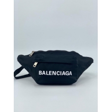 Сумка на пояс Balenciaga