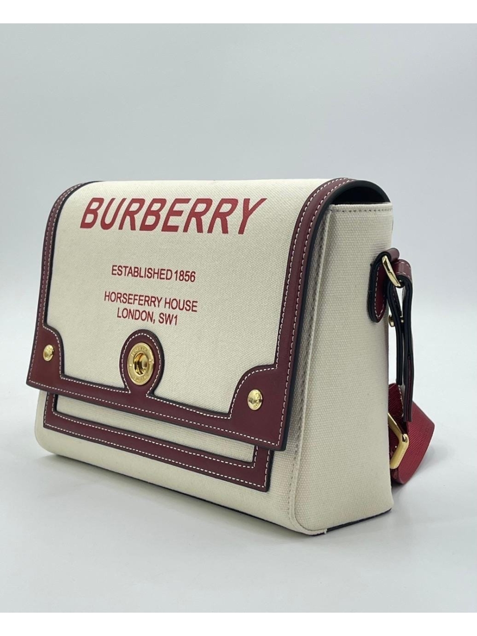 Сумка Burberry