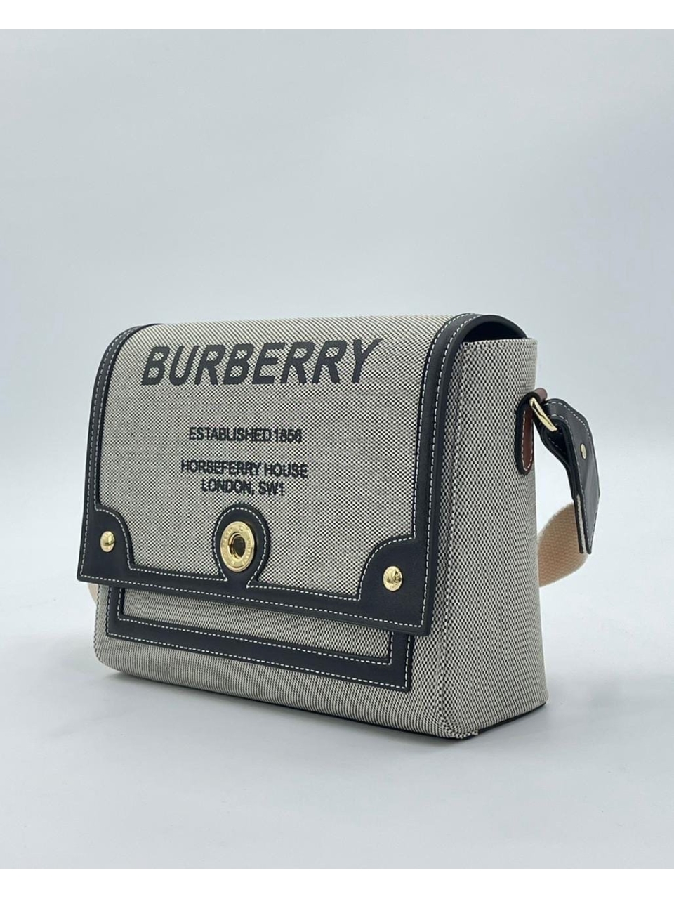 Сумка Burberry