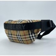 Сумка на пояс Burberry