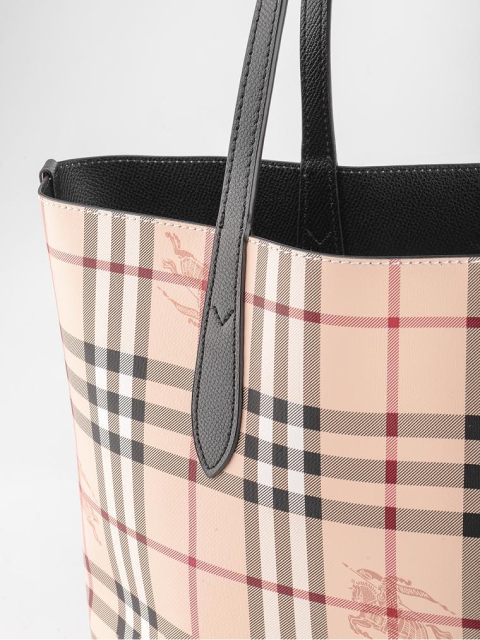 Сумка Burberry