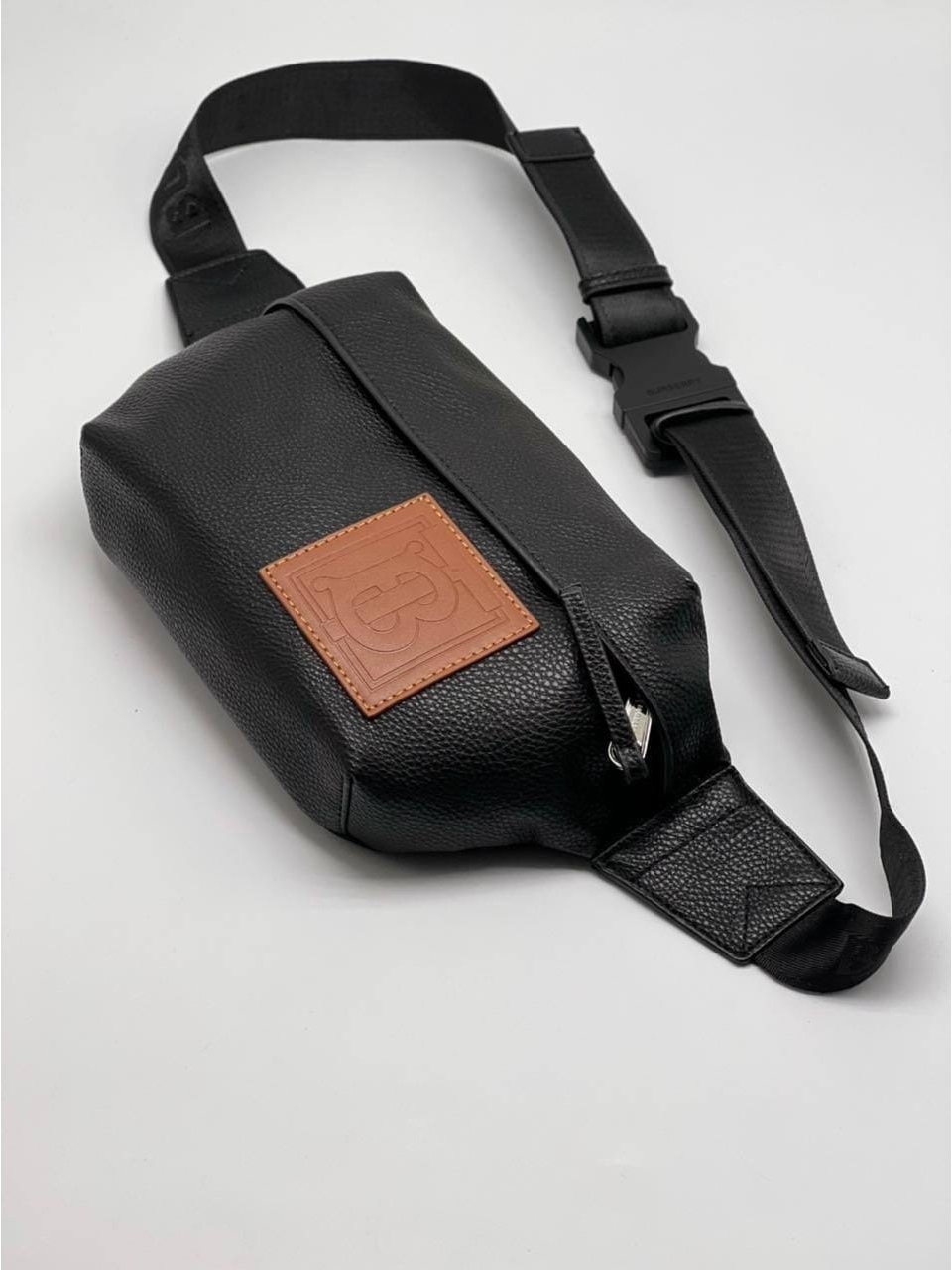 Сумка на пояс Burberry