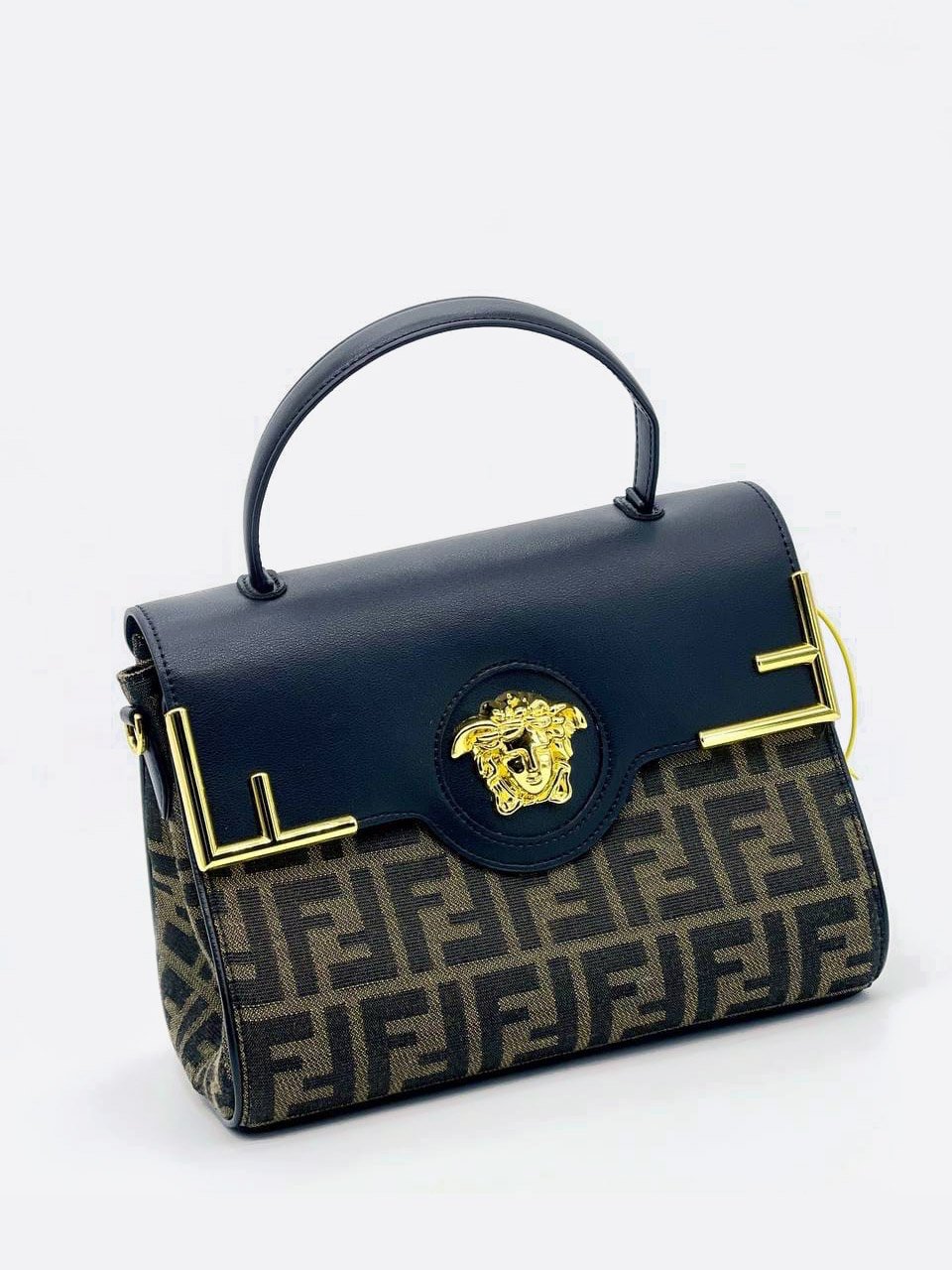 Сумка Fendi