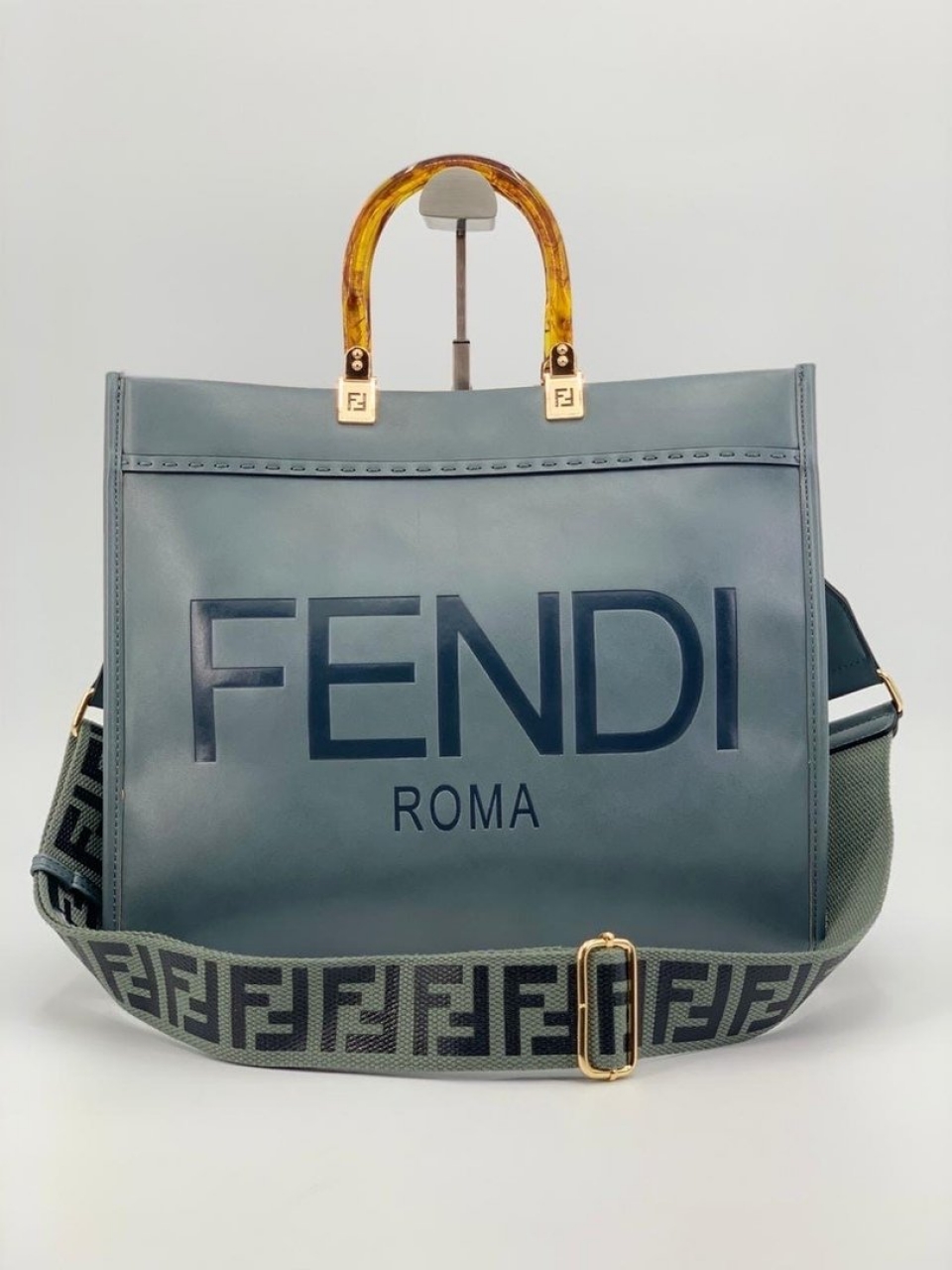 Сумка Fendi