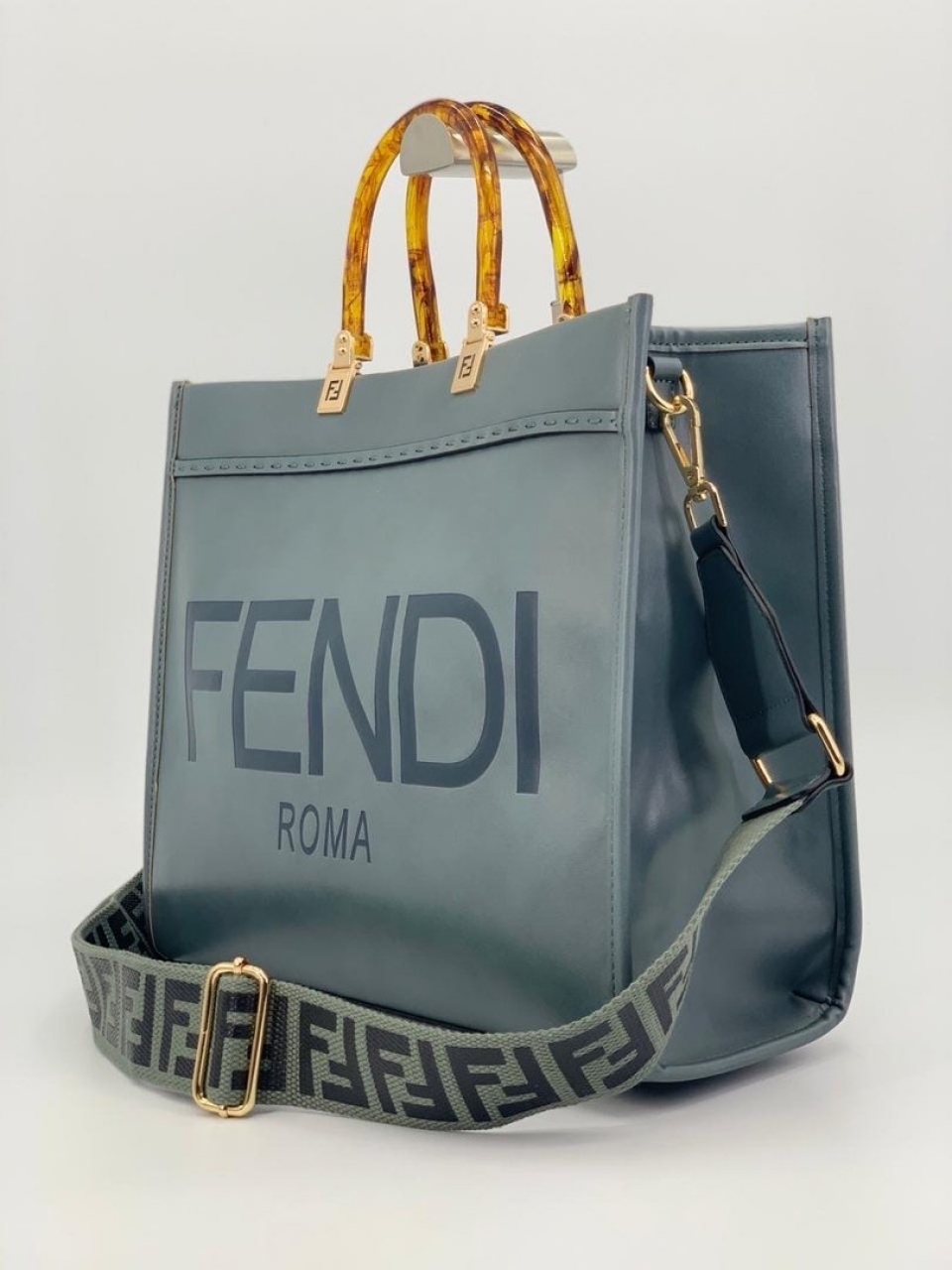 Сумка Fendi