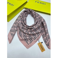 Платок Fendi