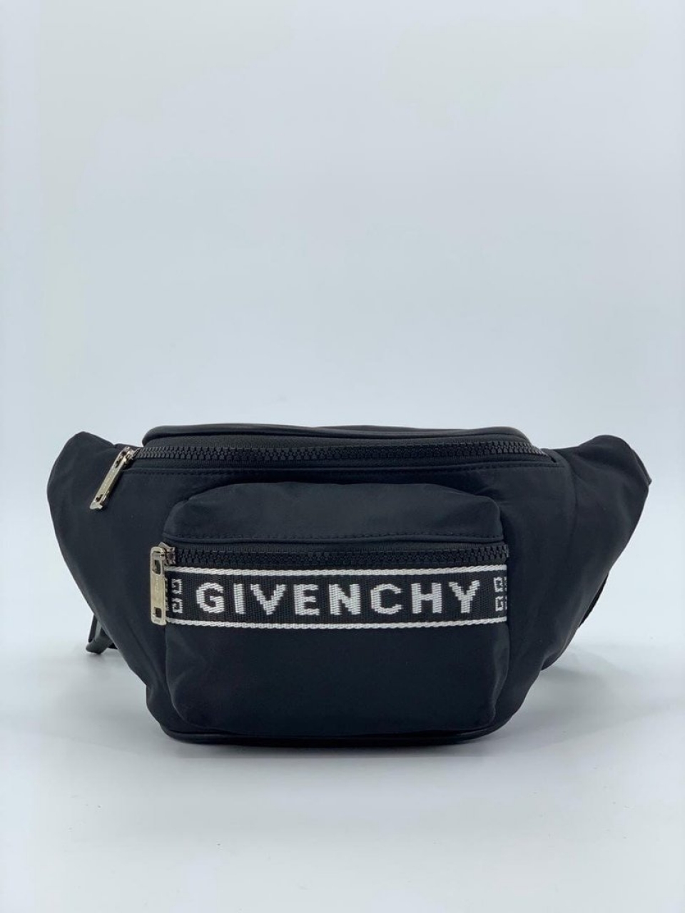 Сумка на пояс Givenchy