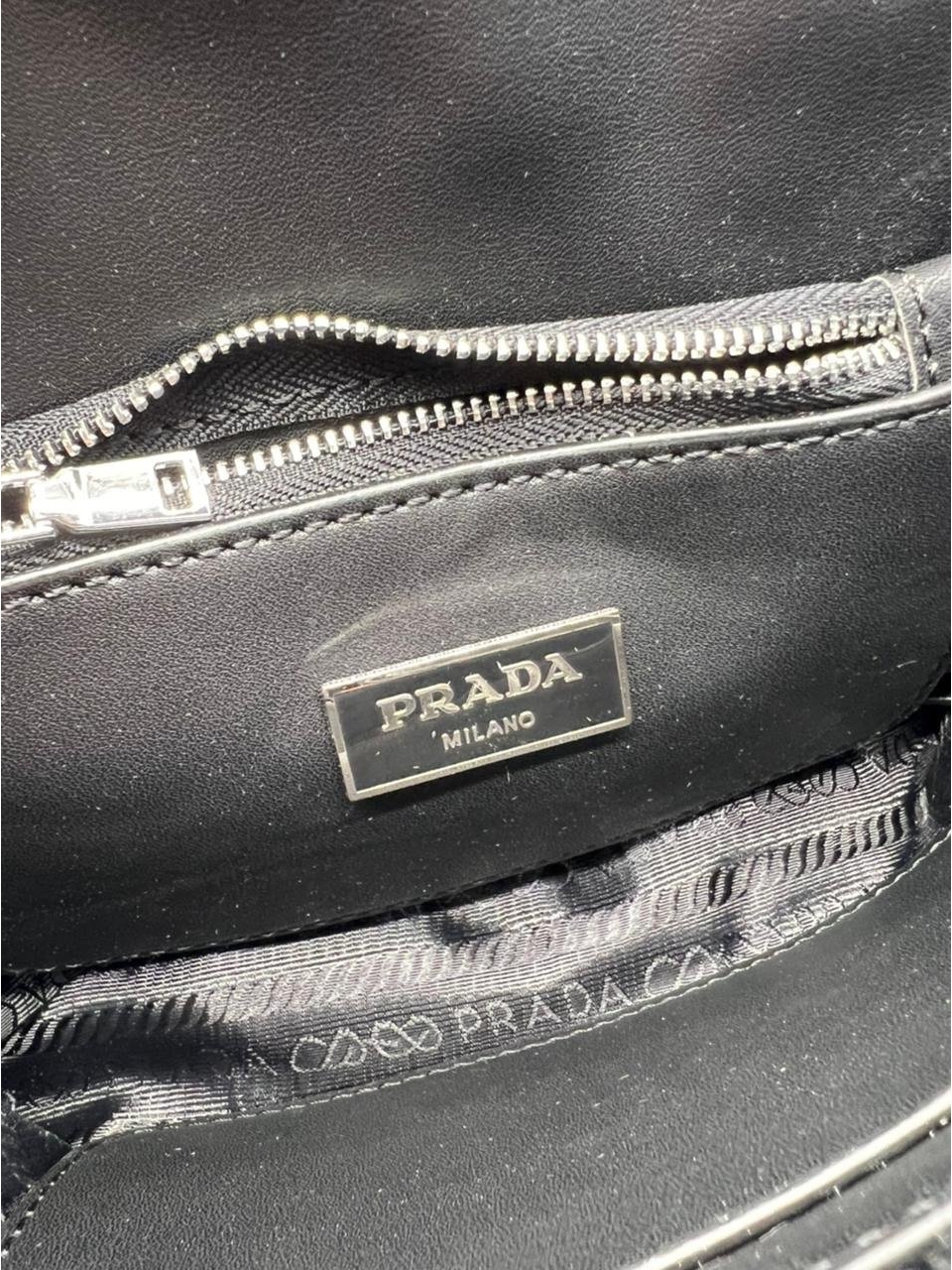 Сумка Prada