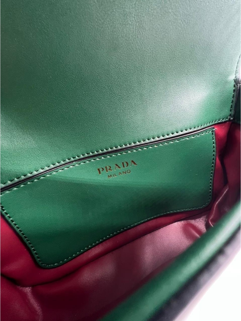 Сумка Prada