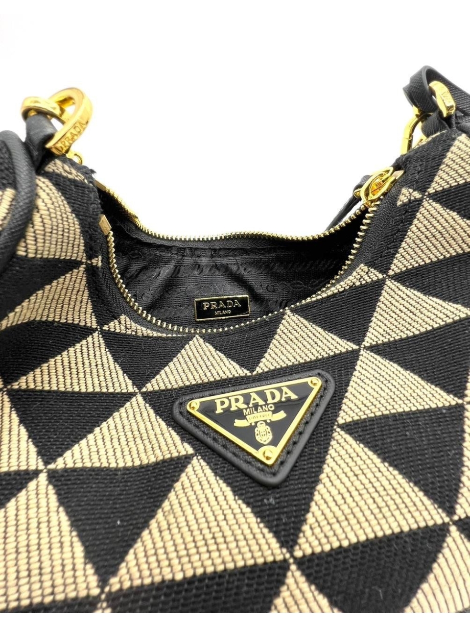 Сумка Prada
